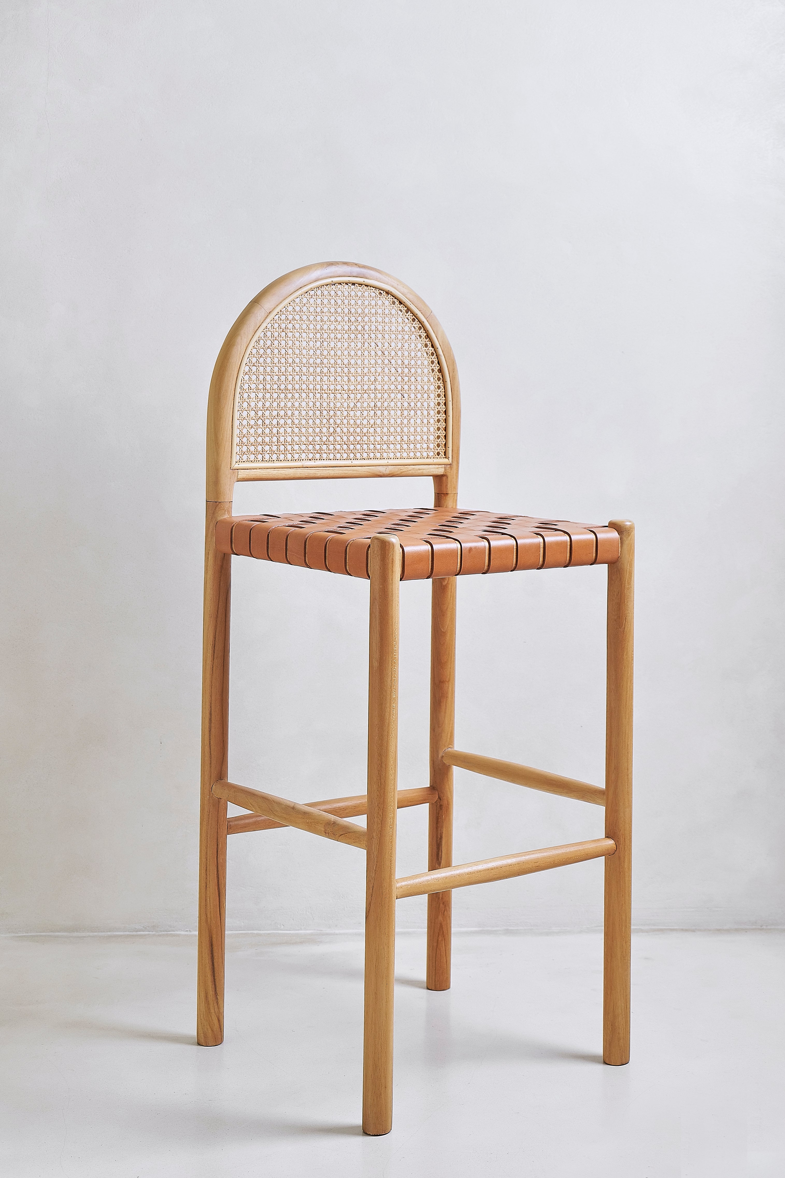 Moss Leather Curved Rattan Stool