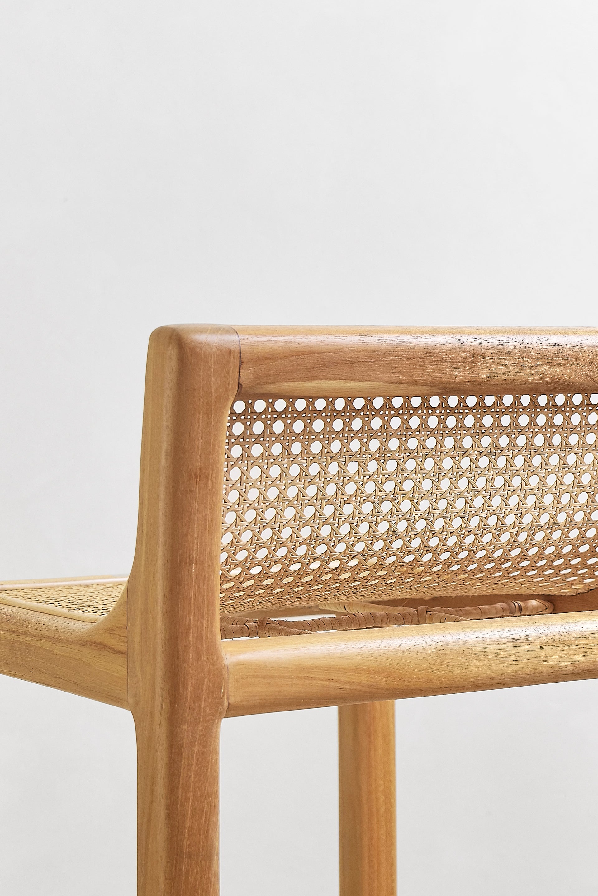 Home Edition 19- Rattan bar stool- troffle