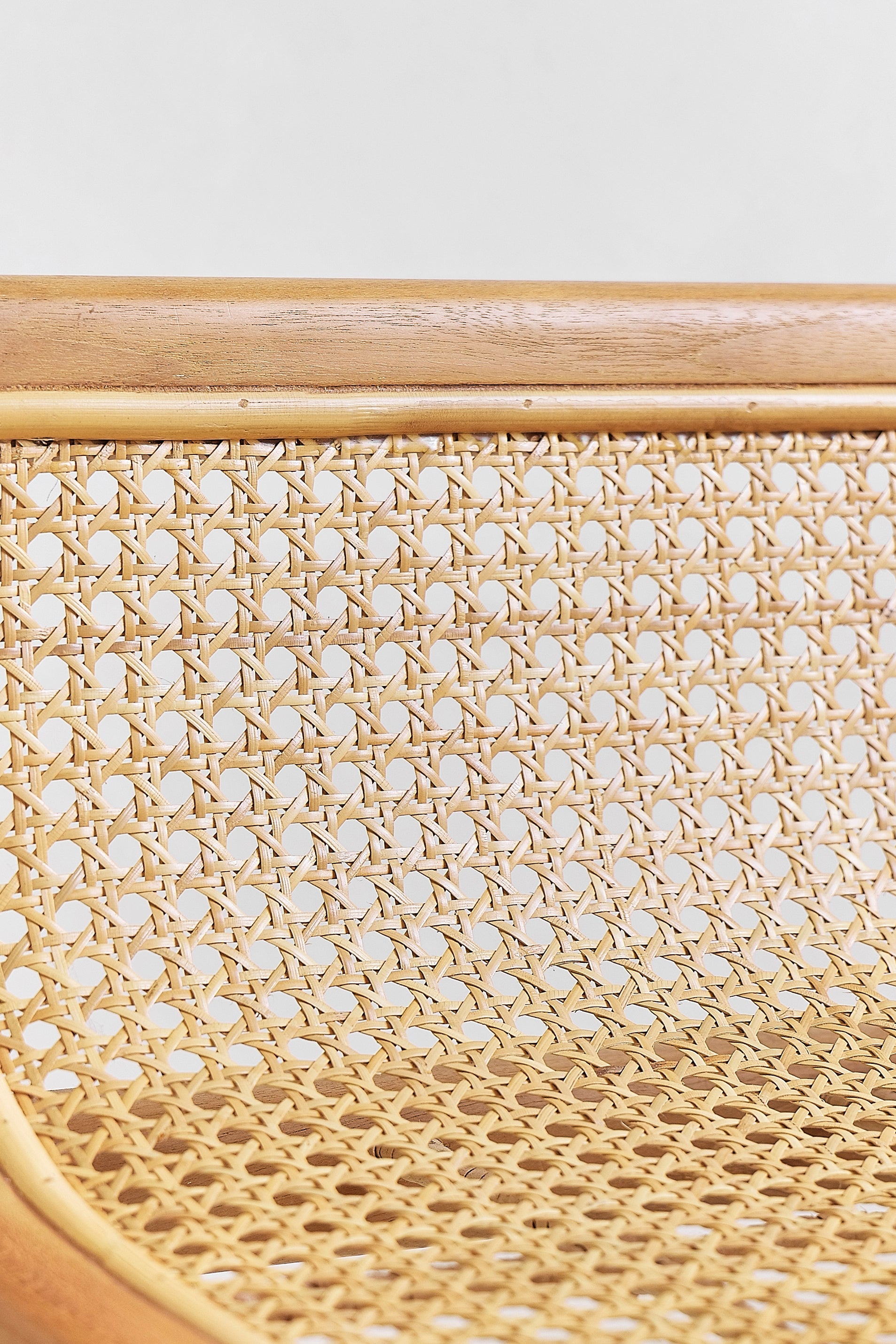 Home Edition 19- Rattan bar stool- troffle
