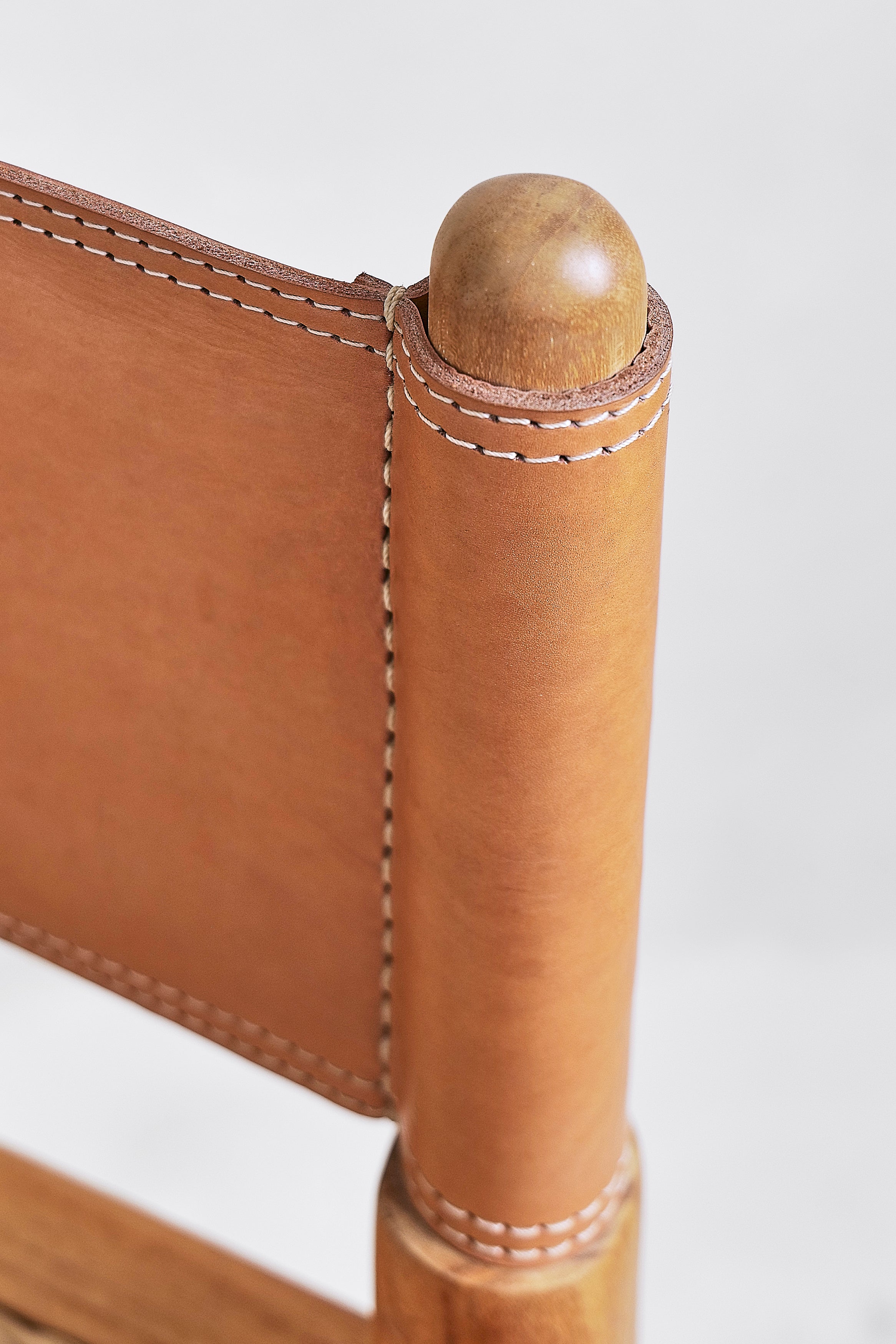 Home Edition 20- Leather and Rattan stool troffle
