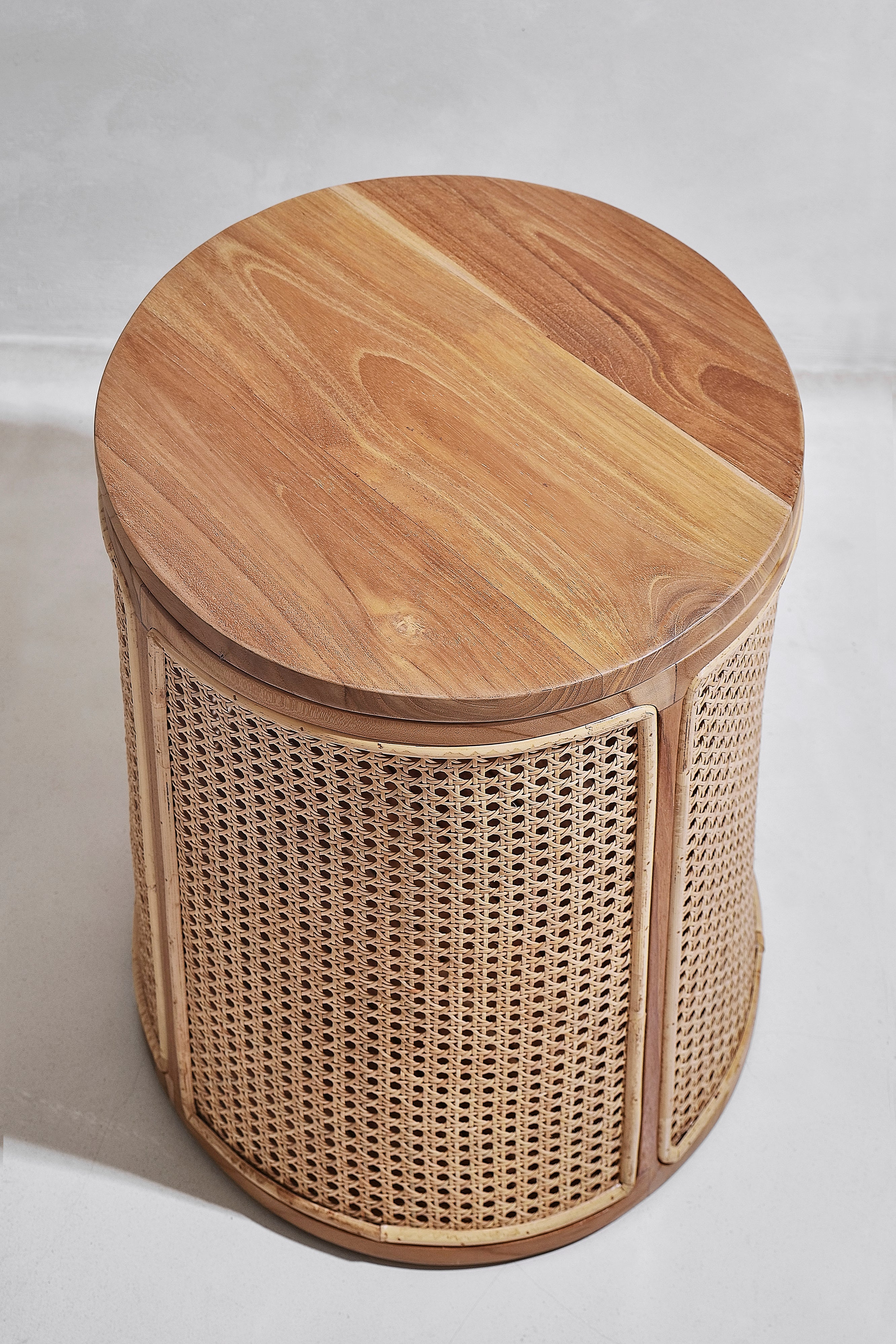 Home Edition 21 Rattan Storage Table troffle